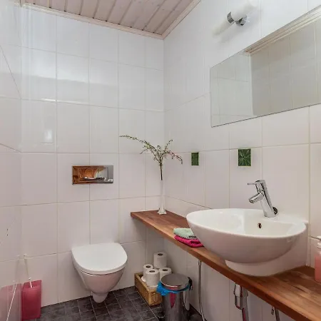 펜션 Koivuniemen Rouva By Interhome